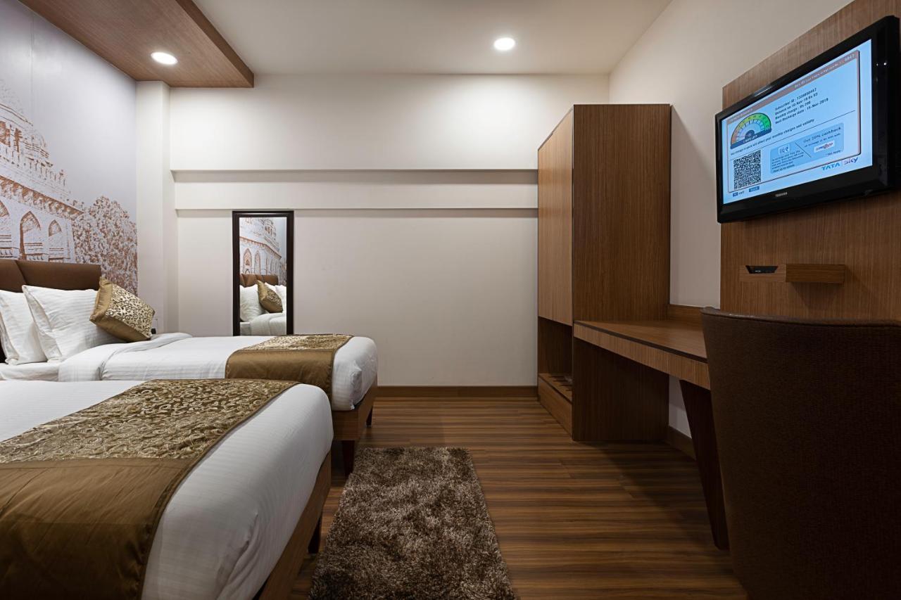 Delhieez - A Boutique Hotel Nowe Delhi Zewnętrze zdjęcie