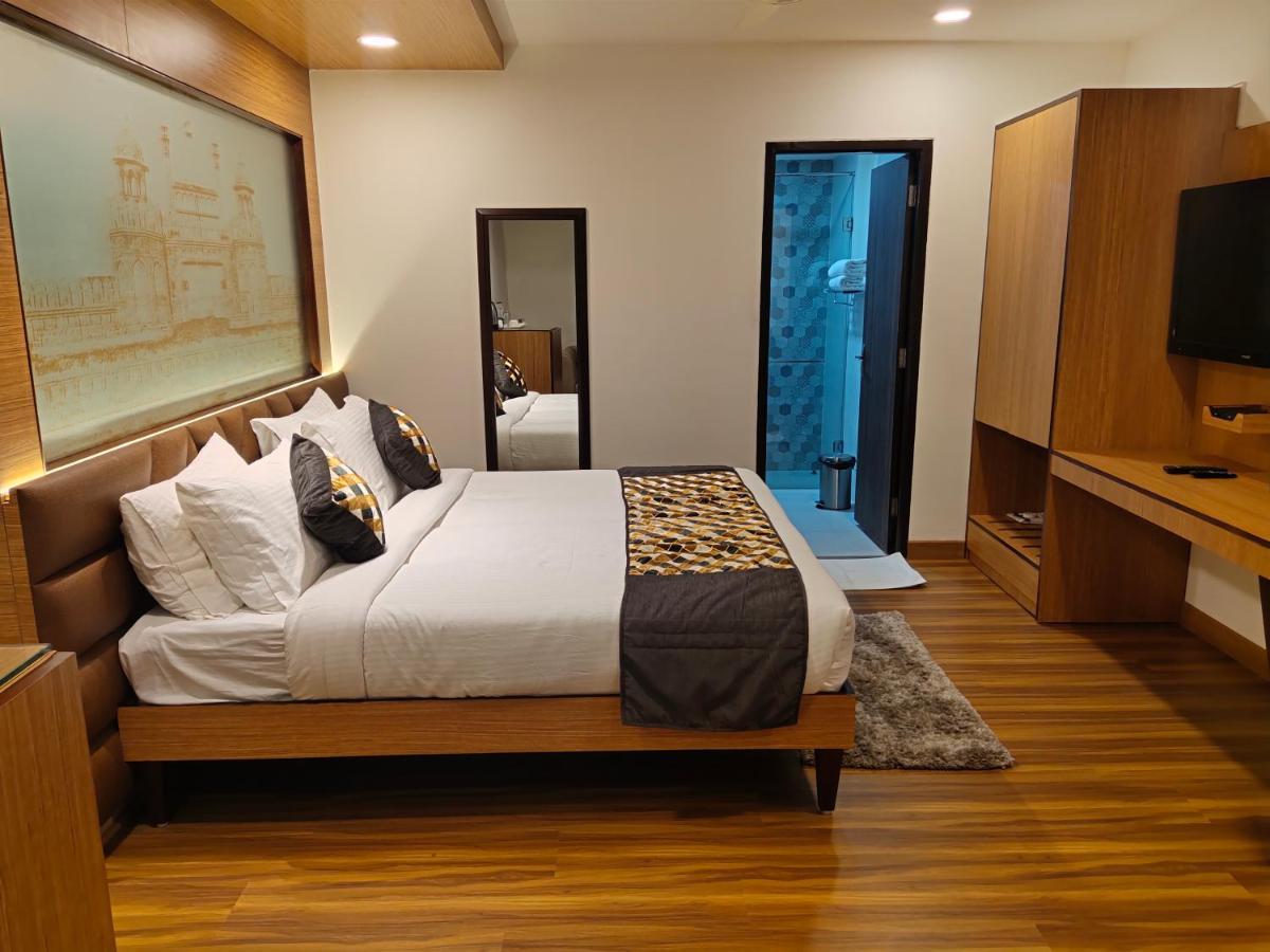 Delhieez - A Boutique Hotel Nowe Delhi Zewnętrze zdjęcie