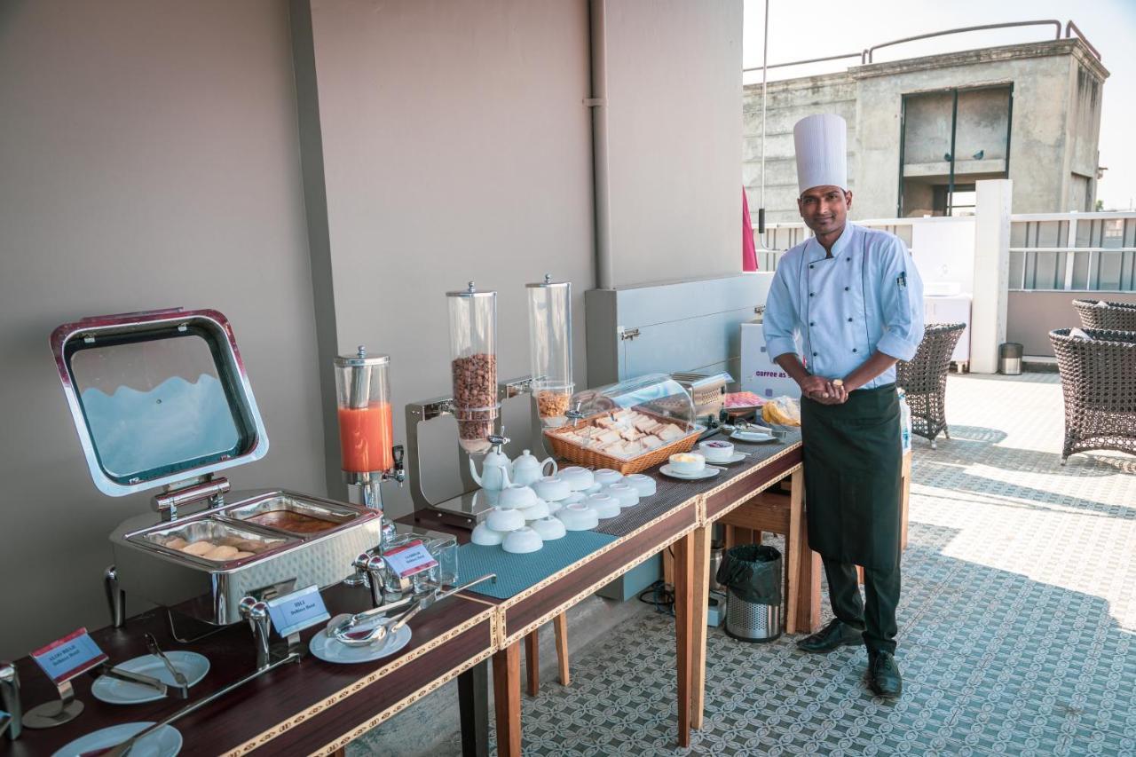 Delhieez - A Boutique Hotel Nowe Delhi Zewnętrze zdjęcie
